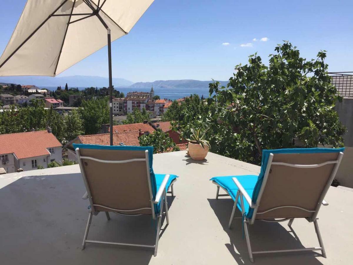 Central House Nona Crikvenica Exterior photo